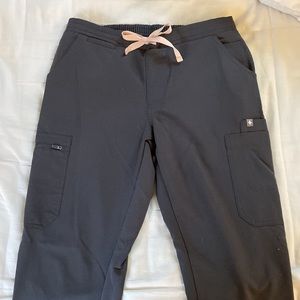 Figs Charcoal Skinny Scrub Pant Small